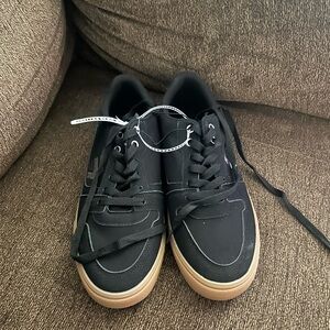 Men's Black Etnies Sneakers